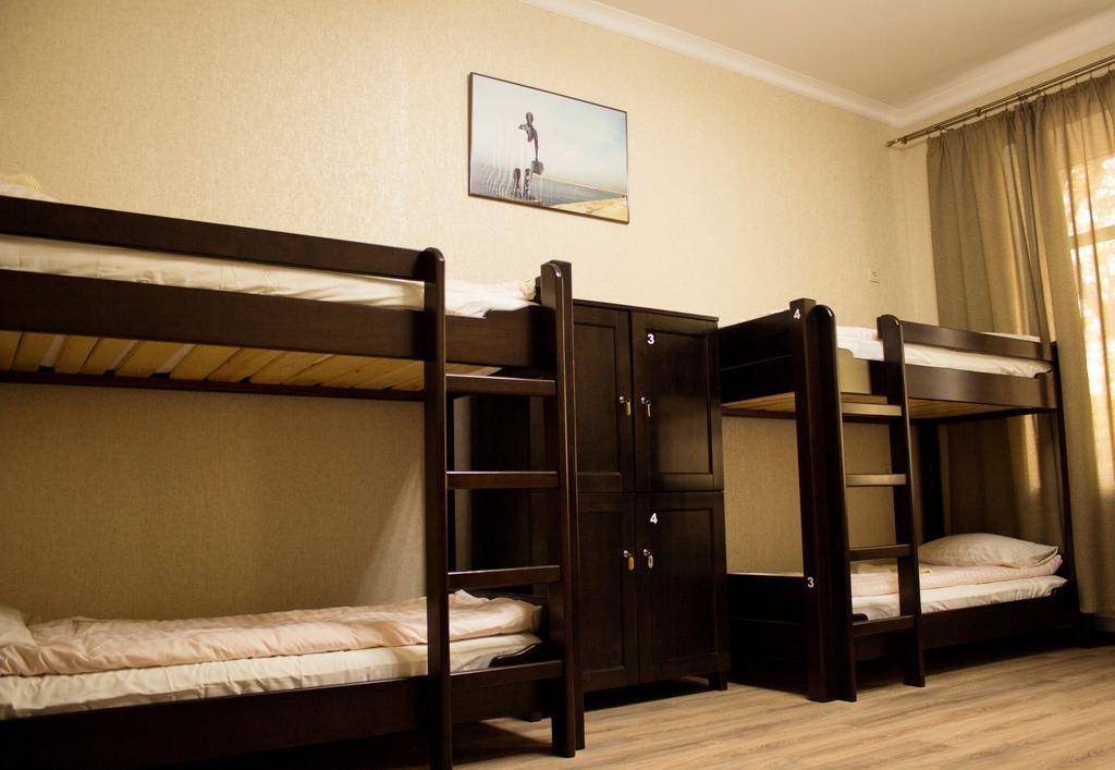 Hostel Q ,15 Хв До Жд Вокзалу Lviv Phòng bức ảnh