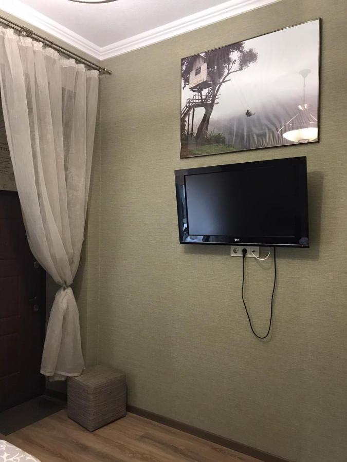 Hostel Q ,15 Хв До Жд Вокзалу Lviv Ngoại thất bức ảnh